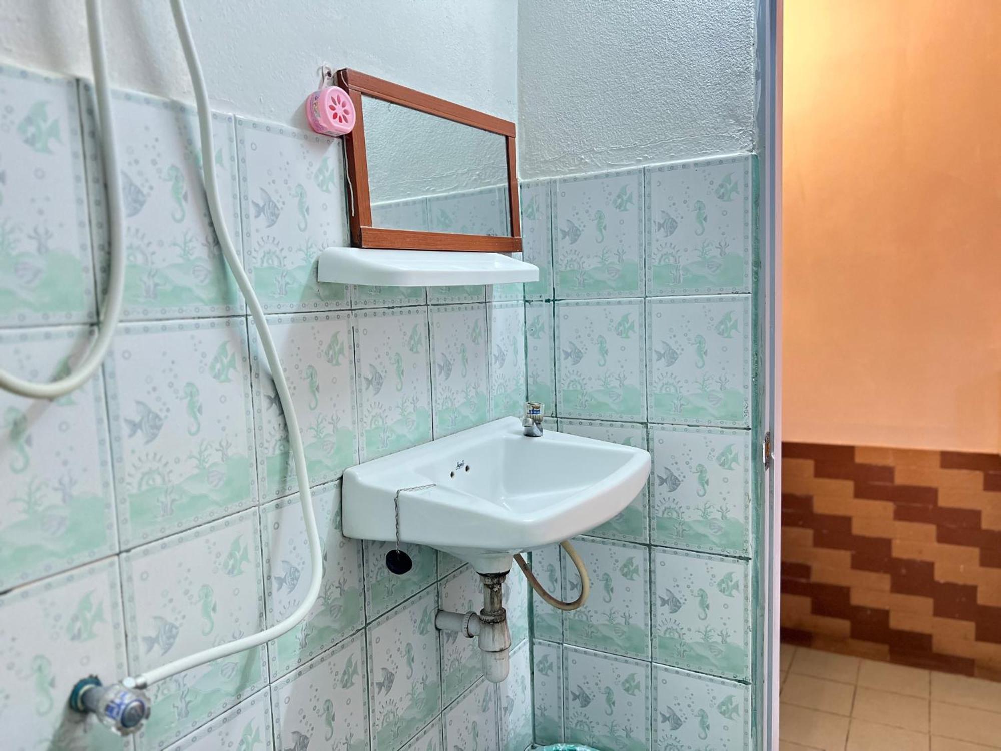 Lux Guesthouse Phi Phi Adaları Dış mekan fotoğraf