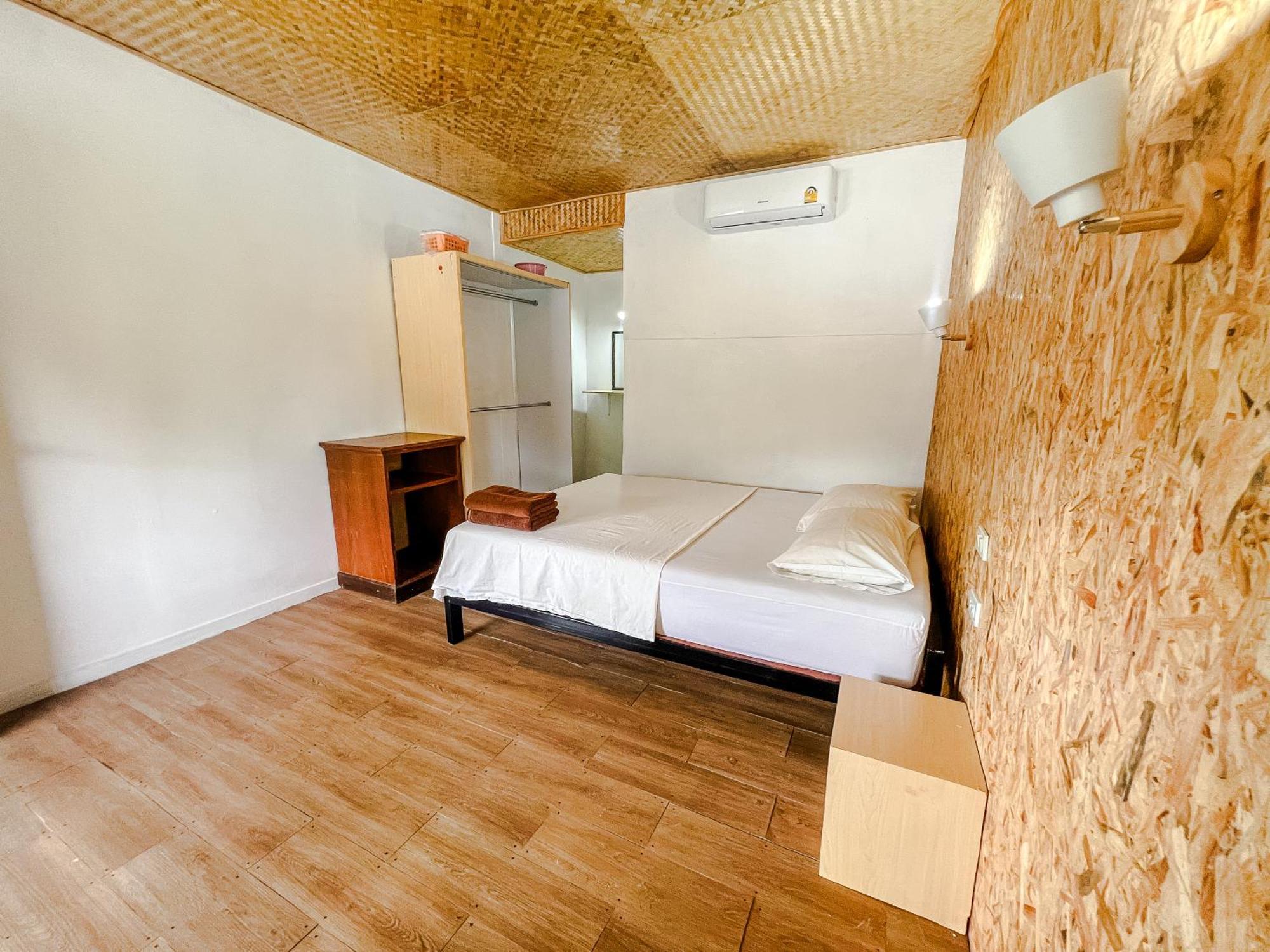 Lux Guesthouse Phi Phi Adaları Dış mekan fotoğraf